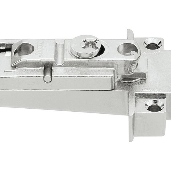 BLUM 175H5A00 adaptér alu pro středový závěs